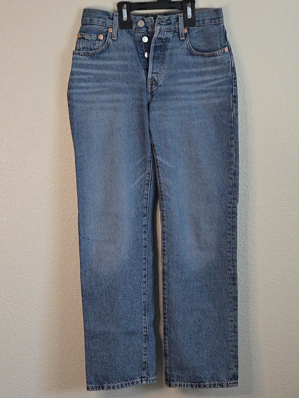 Classic Women's Straight-Leg Jeans - Blue